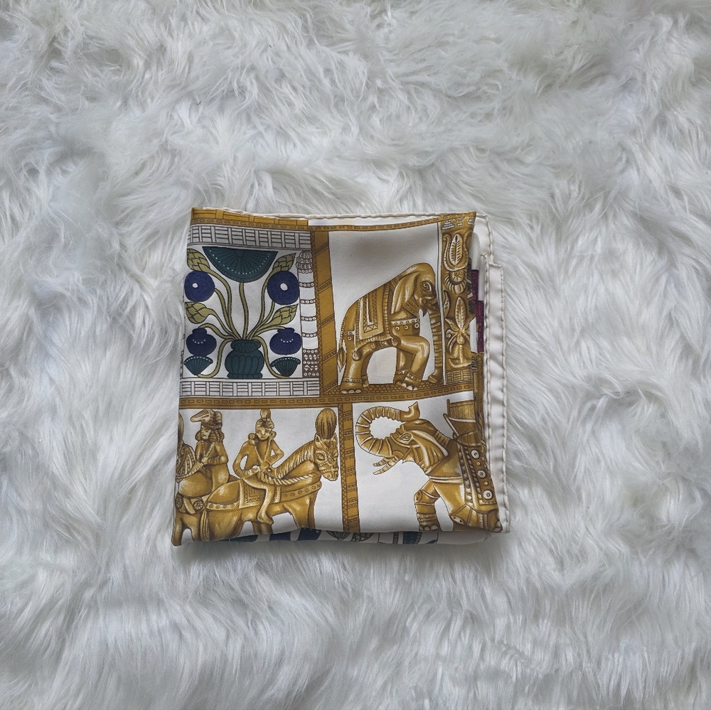 Hermes Paris  Torana Elegant Silk Scarf with Elephant and Gold Design - Picture 2 of 14
